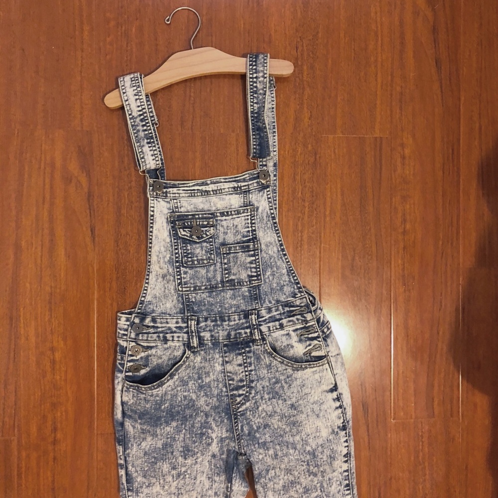 Acid wash decimal overalls